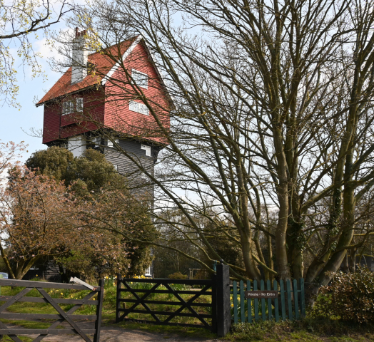 Thorpeness-House-in-the-Clouds