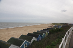 Beach-huts-below-the-cliffs